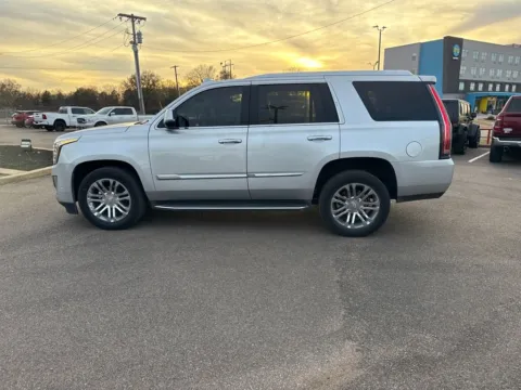 More photos of 2019 Cadillac Escalade at D3 Chrysler Dodge Jeep Ram, AR
