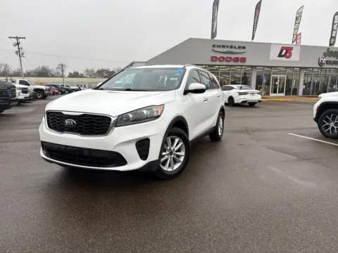 White 2019 Kia Sorento LX for sale in West Memphis, AR