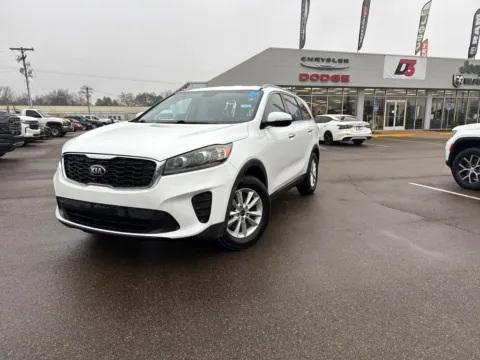 Photos of 2019 Kia Sorento LX for sale in West Memphis, AR at D3 Chrysler Dodge Jeep Ram