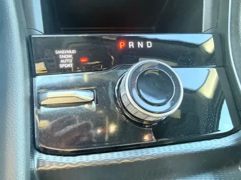 Another view of 2025 Jeep Grand Cherokee L Limited for sale in West Memphis, AR at D3 Chrysler Dodge Jeep Ram