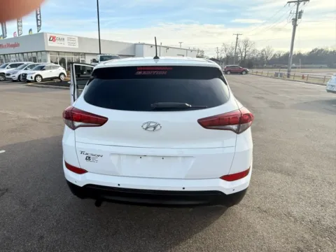 More photos of 2017 Hyundai Tucson SE at D3 Chrysler Dodge Jeep Ram, AR