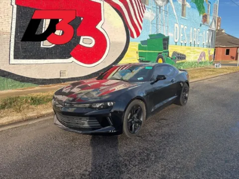 Black 2017 Chevrolet Camaro 2LT for sale in West Memphis, AR