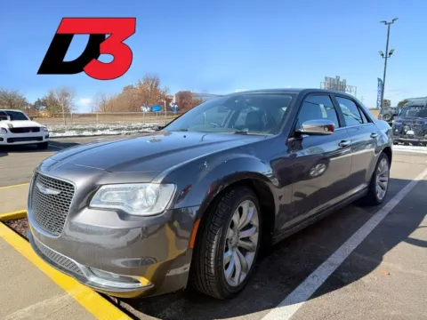 Gray 2019 Chrysler 300 Limited for sale in West Memphis, AR