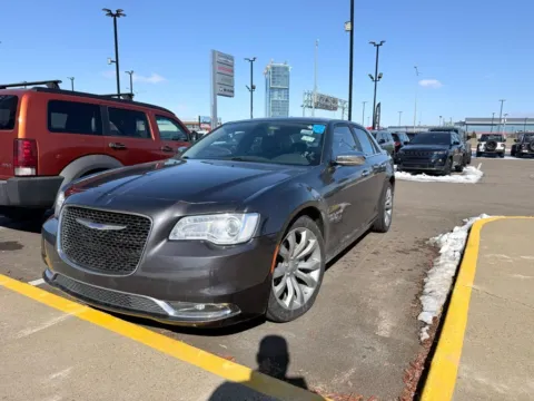 Photos of 2019 Chrysler 300 Limited for sale in West Memphis, AR at D3 Chrysler Dodge Jeep Ram