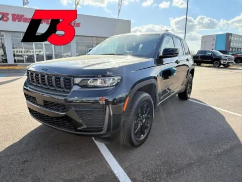 Black 2026 Jeep Grand Cherokee Laredo for sale in West Memphis, AR