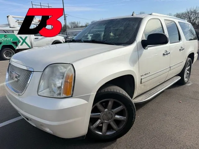 White 2011 GMC Yukon XL Denali for sale in West Memphis, AR