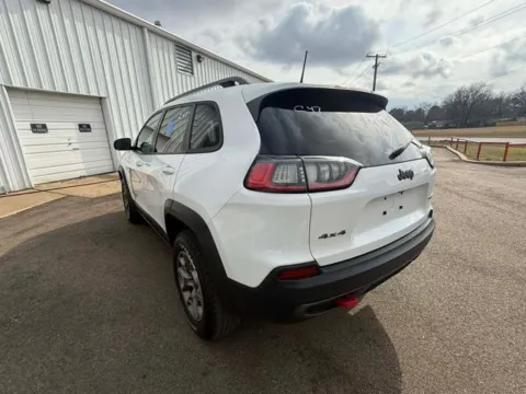 More photos of 2020 Jeep Cherokee Trailhawk at D3 Chrysler Dodge Jeep Ram, AR
