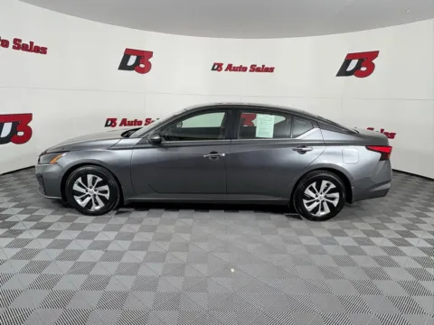 Another view of 2023 Nissan Altima 2.5 S for sale in West Memphis, AR at D3 Chrysler Dodge Jeep Ram
