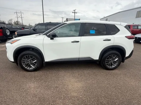 Photos of 2023 Nissan Rogue S for sale in West Memphis, AR at D3 Chrysler Dodge Jeep Ram