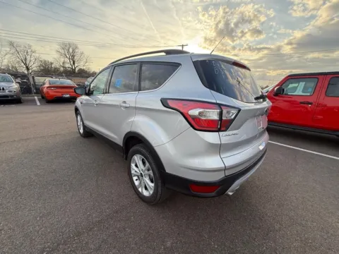 More photos of 2017 Ford Escape SE at D3 Chrysler Dodge Jeep Ram, AR