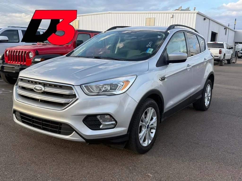 Silver 2017 Ford Escape SE for sale in West Memphis, AR