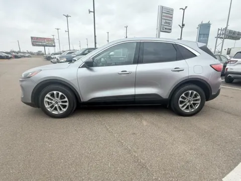 More photos of 2022 Ford Escape SE at D3 Chrysler Dodge Jeep Ram, AR