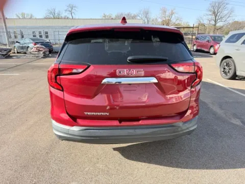 More photos of 2018 GMC Terrain SLE at D3 Chrysler Dodge Jeep Ram, AR