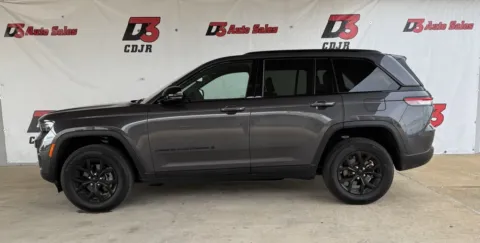 Another view of 2024 Jeep Grand Cherokee Altitude X for sale in West Memphis, AR at D3 Chrysler Dodge Jeep Ram