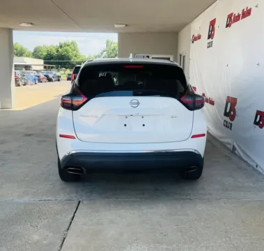 More photos of 2023 Nissan Murano SL at D3 Chrysler Dodge Jeep Ram, AR