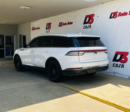 More photos of 2021 Lincoln Aviator Reserve at D3 Chrysler Dodge Jeep Ram, AR
