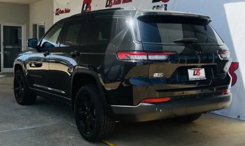 More photos of 2025 Jeep Grand Cherokee L Limited at D3 Chrysler Dodge Jeep Ram, AR