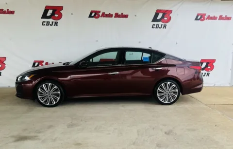 Another view of 2023 Nissan Altima 2.5 SL for sale in West Memphis, AR at D3 Chrysler Dodge Jeep Ram
