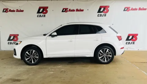 Another view of 2021 Audi Q5 45 Premium Plus for sale in West Memphis, AR at D3 Chrysler Dodge Jeep Ram