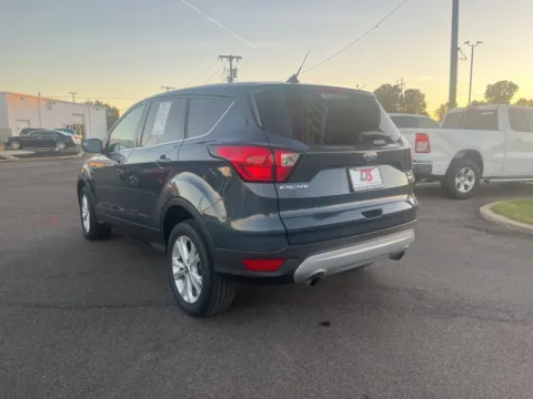 More photos of 2019 Ford Escape SE at D3 Chrysler Dodge Jeep Ram, AR