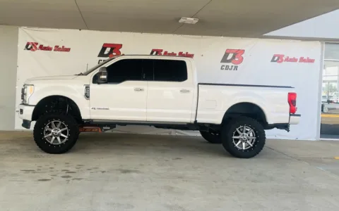 Another view of 2017 Ford F-250SD Platinum for sale in West Memphis, AR at D3 Chrysler Dodge Jeep Ram
