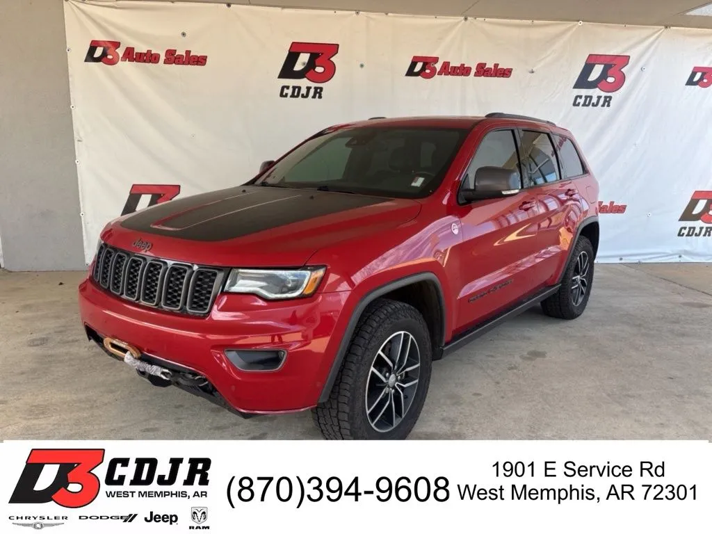 Red 2018 Jeep Grand Cherokee Trailhawk for sale in West Memphis, AR
