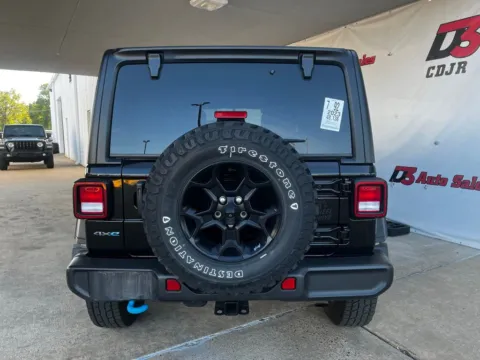 More photos of 2020 Jeep Wrangler Unlimited Sahara at D3 Chrysler Dodge Jeep Ram, AR