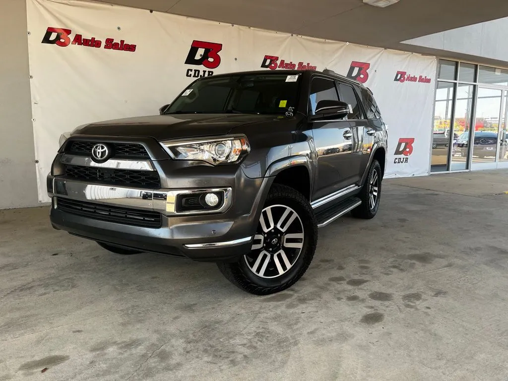 Gray 2018 Toyota 4Runner SR5 for sale in West Memphis, AR