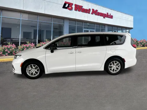 Another view of 2026 Chrysler Pacifica Select for sale in West Memphis, AR at D3 Chrysler Dodge Jeep Ram
