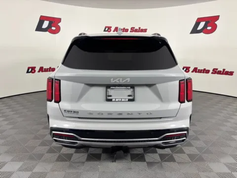 More photos of 2022 Kia Sorento SX at D3 Chrysler Dodge Jeep Ram, AR