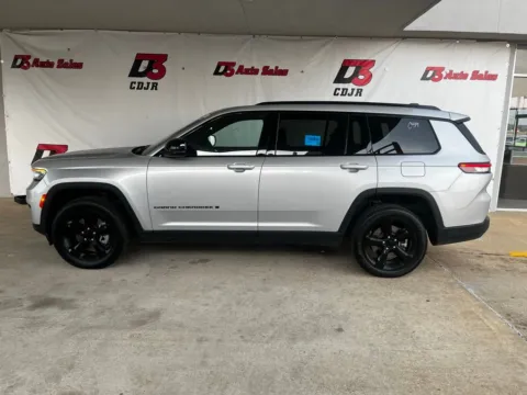 Another view of 2024 Jeep Grand Cherokee L Altitude for sale in West Memphis, AR at D3 Chrysler Dodge Jeep Ram