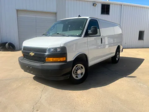 White 2021 Chevrolet Express 2500 Work Van for sale in West Memphis, AR
