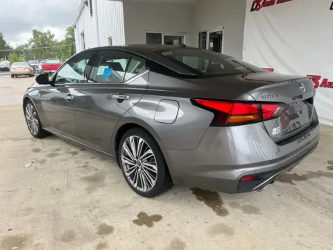 Another view of 2023 Nissan Altima 2.5 SL for sale in West Memphis, AR at D3 Chrysler Dodge Jeep Ram