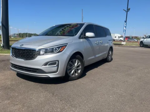 Silver 2020 Kia Sedona LX for sale in West Memphis, AR