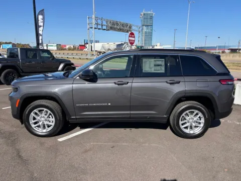 Another view of 2025 Jeep Grand Cherokee Laredo X for sale in West Memphis, AR at D3 Chrysler Dodge Jeep Ram