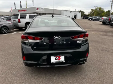 More photos of 2018 Hyundai Sonata SE at D3 Chrysler Dodge Jeep Ram, AR