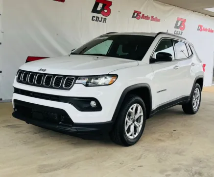 White 2025 Jeep Compass Latitude for sale in West Memphis, AR