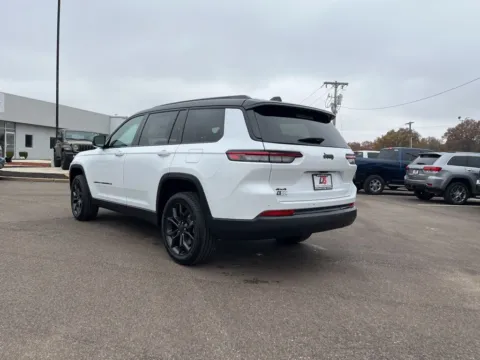 More photos of 2025 Jeep Grand Cherokee L Limited at D3 Chrysler Dodge Jeep Ram, AR