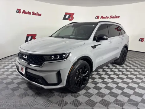 Photos of 2022 Kia Sorento SX for sale in Des Arc, AR at D3 Auto Sales