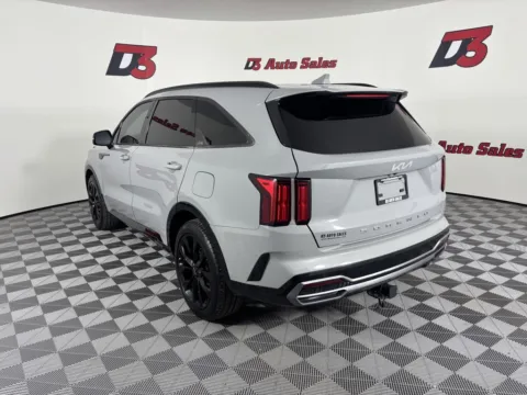 More photos of 2022 Kia Sorento SX at D3 Auto Sales, AR
