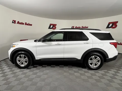 Another view of 2021 Ford Explorer XLT for sale in Des Arc, AR at D3 Auto Sales
