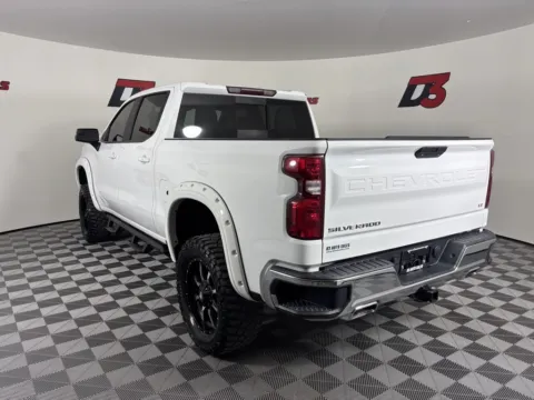 More photos of 2019 Chevrolet Silverado 1500 LT at D3 Auto Sales, AR