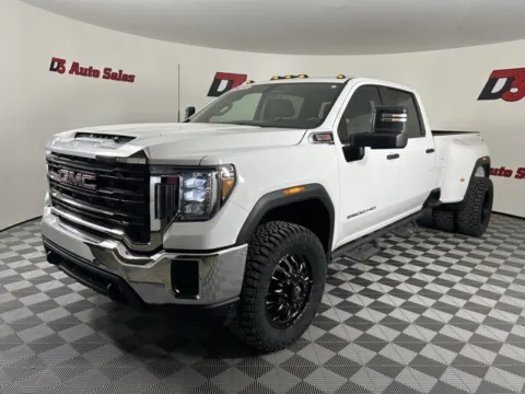 Photos of 2022 GMC Sierra 3500HD Pro for sale in Des Arc, AR at D3 Auto Sales