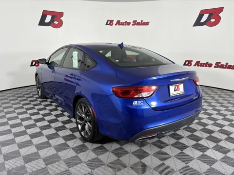 More photos of 2015 Chrysler 200 S at D3 Auto Sales, AR