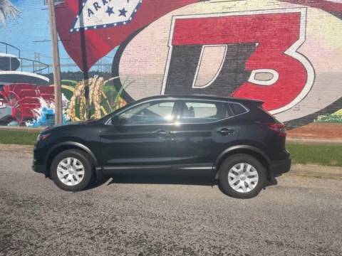 Another view of 2020 Nissan Rogue Sport S for sale in Des Arc, AR at D3 Auto Sales