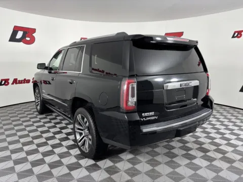 More photos of 2020 GMC Yukon Denali at D3 Auto Sales, AR