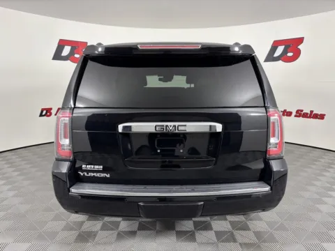 More photos of 2020 GMC Yukon Denali at D3 Auto Sales, AR