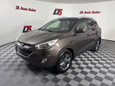 Photos of 2015 Hyundai Tucson SE for sale in Des Arc, AR at D3 Auto Sales