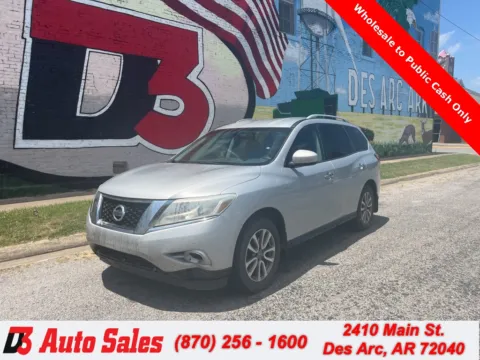Silver 2015 Nissan Pathfinder S for sale in Des Arc, AR