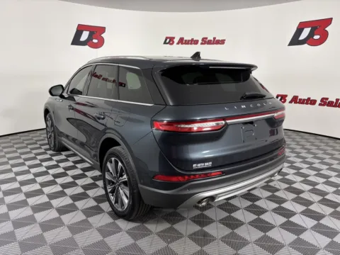 More photos of 2021 Lincoln Corsair Reserve at D3 Auto Sales, AR